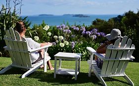 Kaka Ridge Retreat Luxury Cottage